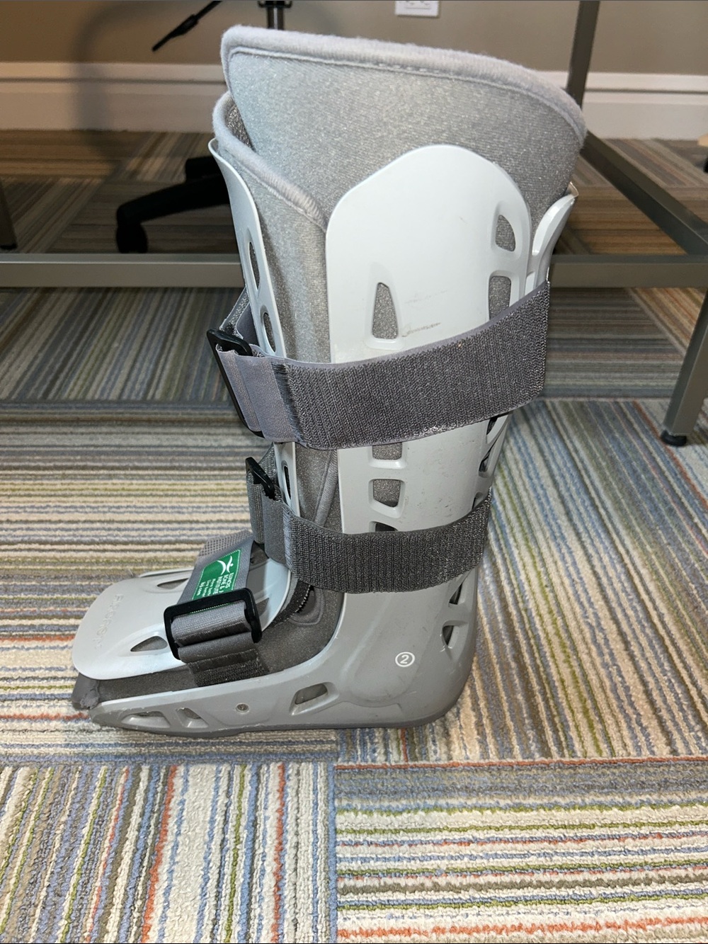 Men’s Medium Aircast Boot - Picture 4 of 5